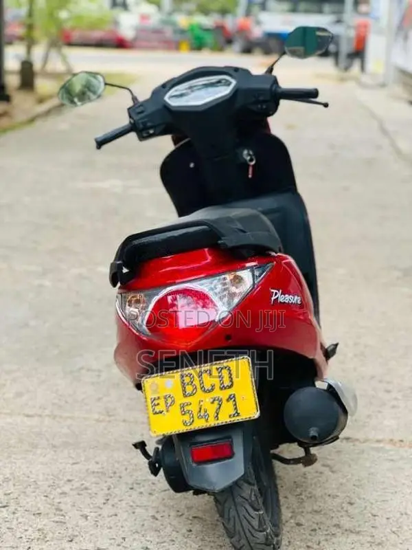 Hero Pleasure 2015 Motorbike (Used)