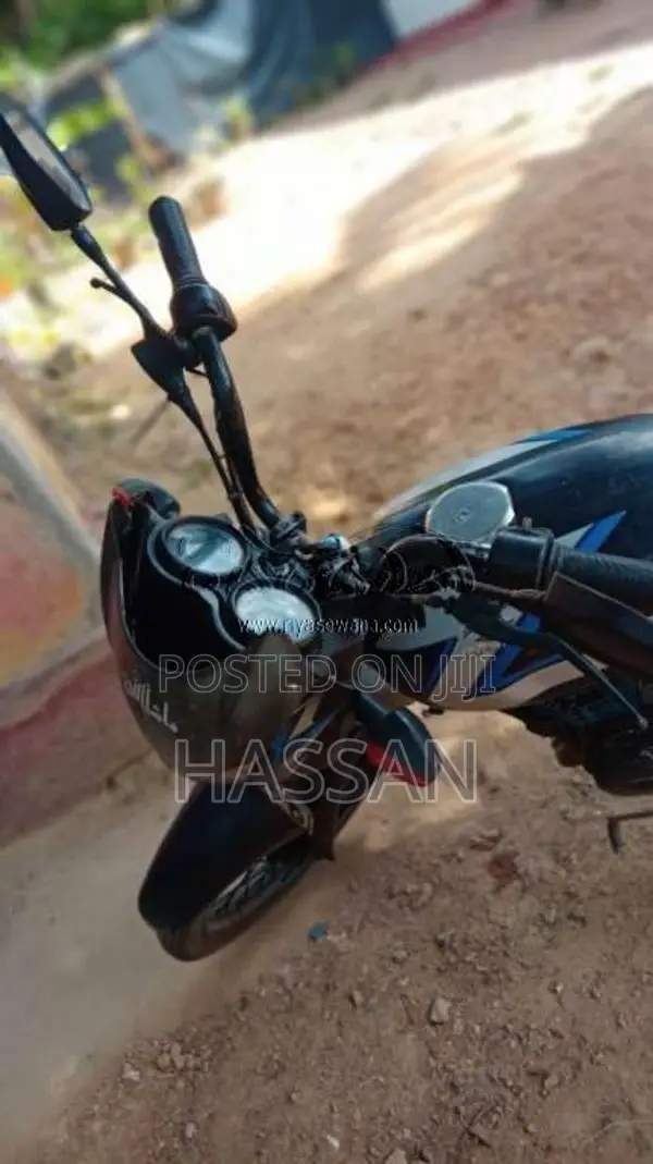 Bajaj CT-100 2012 Motorbike (Used)
