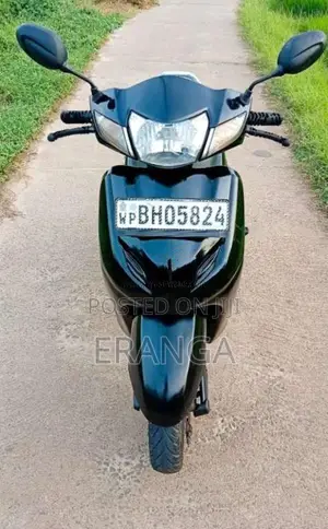 Honda Activa 2016 Motorbike (Used)