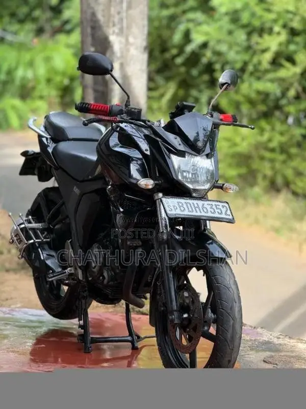 Yamaha Fz Version 2.0 2016 Motorbike (Used)