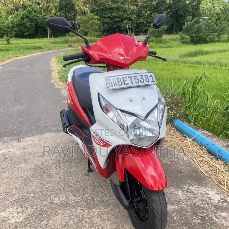 Honda Dio 2016 Motorbike (Used)
