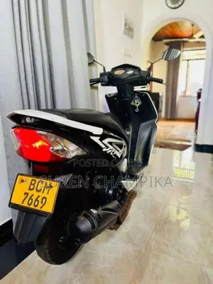 Honda Dio 2015 Motorbike (Used)