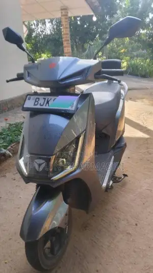 Yadea T5 2024 Motorbike (Used)