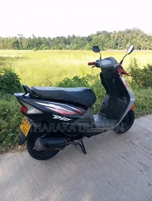 Honda Dio 2010 Motorbike (Used)