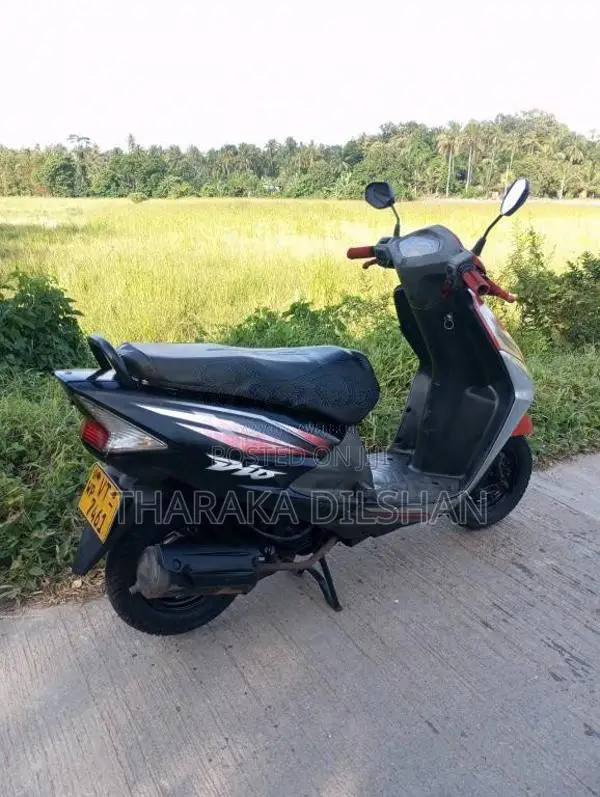 Honda Dio 2010 Motorbike (Used)