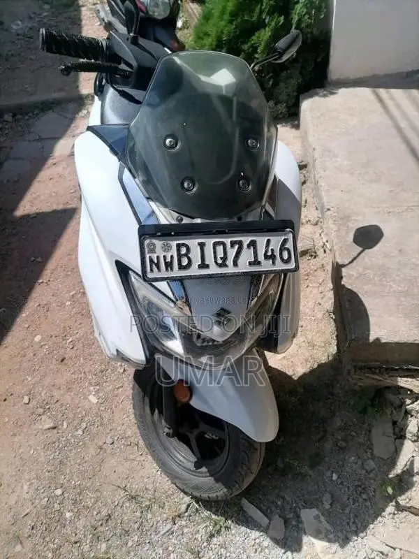Suzuki Burgman 2020 Motorbike (Used)