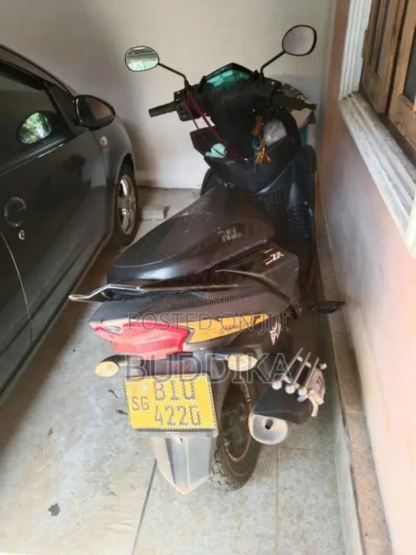 Yamaha Zr 2019 Motorbike (Used)