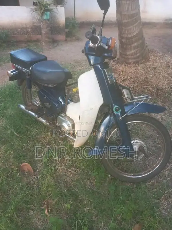Honda Super Cub 2011 Motorbike (Used)
