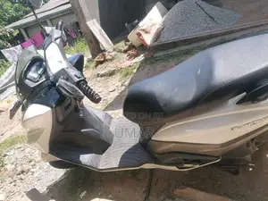 Suzuki Burgman 2020 Motorbike (Used)