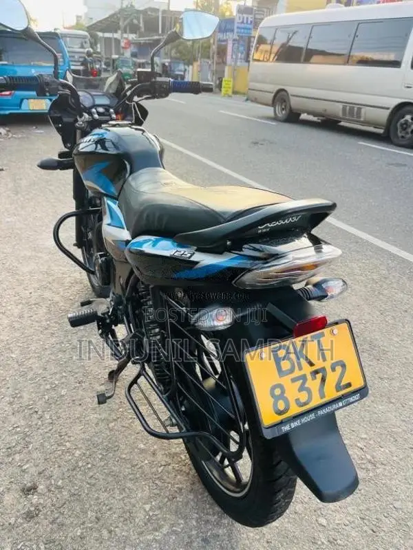 Bajaj Discover 125 2026 Motorbike (Used)