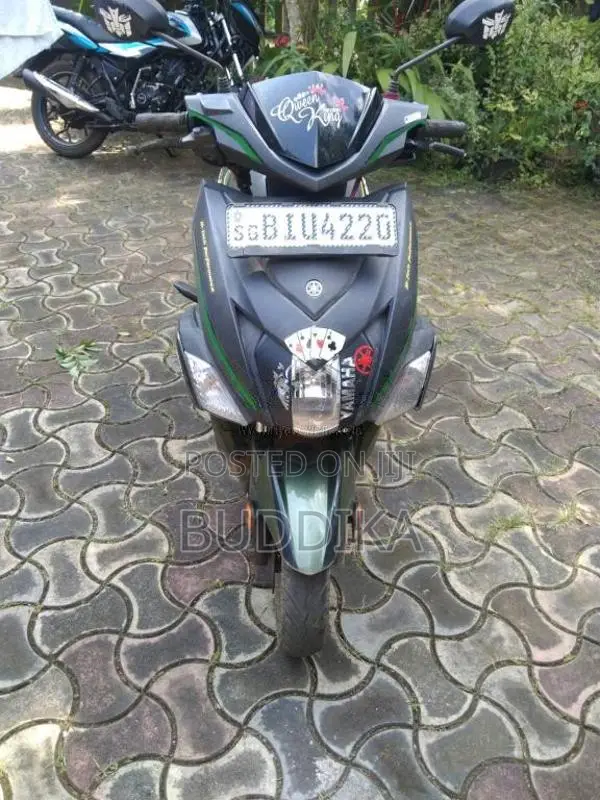 Yamaha Zr 2019 Motorbike (Used)