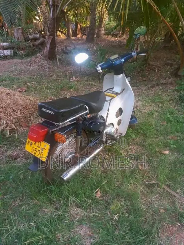 Honda Super Cub 2011 Motorbike (Used)