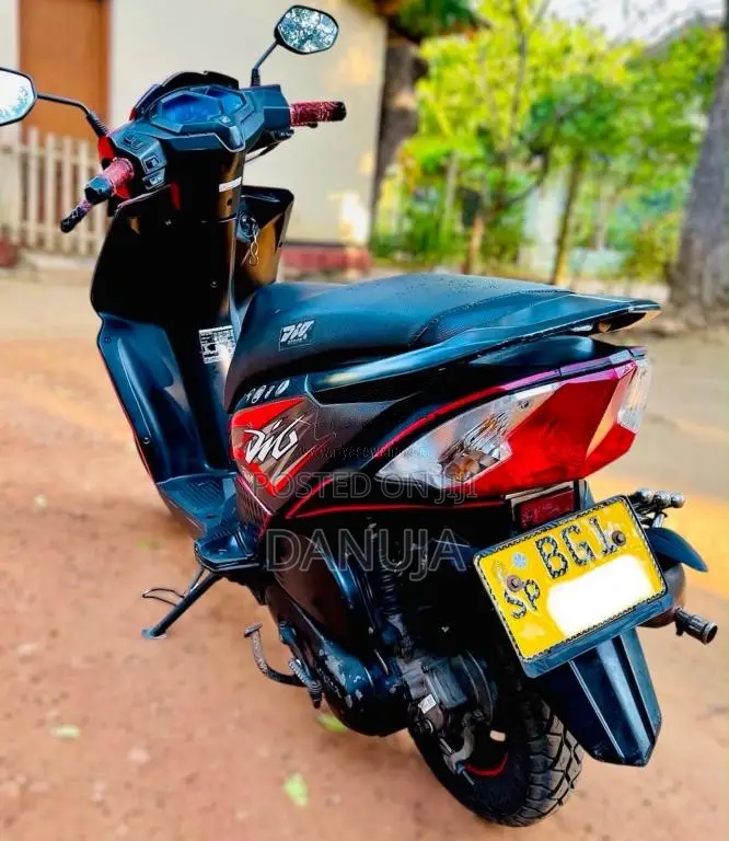 Honda Dio 2018 Motorbike (Used)