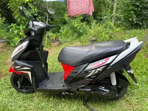 Yamaha ZR 2017 Motorbike (Used)