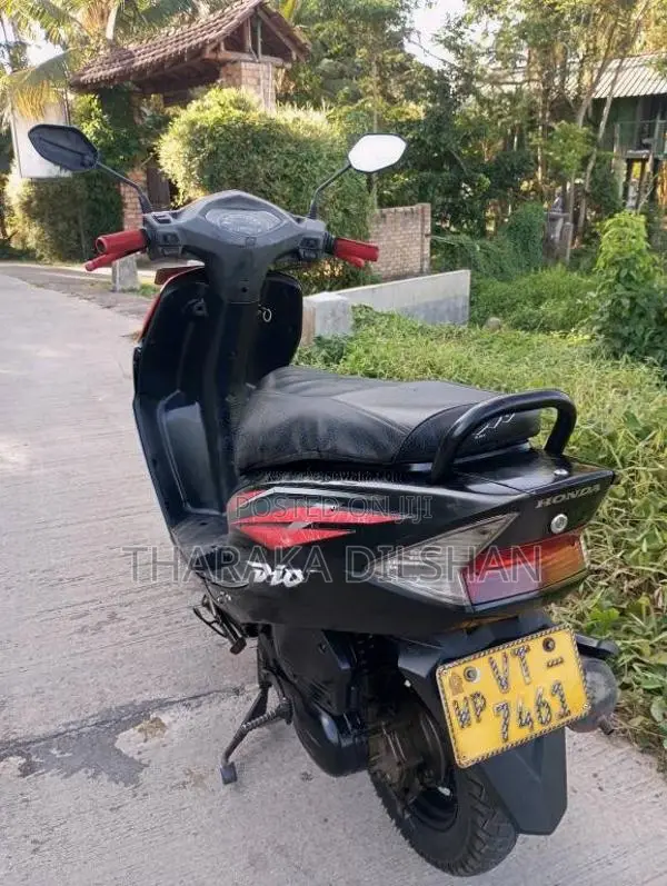 Honda Dio 2010 Motorbike (Used)