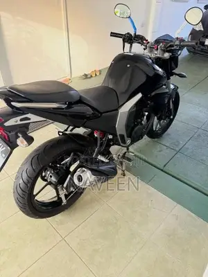 Yamaha Fz Version 2.0 2025 Motorbike (Used)