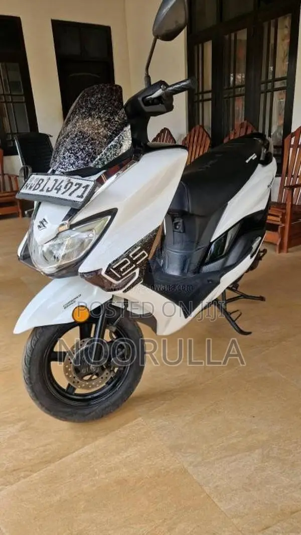 Suzuki Burgman 2019 Motorbike (Used)