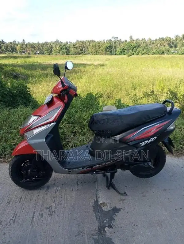 Honda Dio 2010 Motorbike (Used)