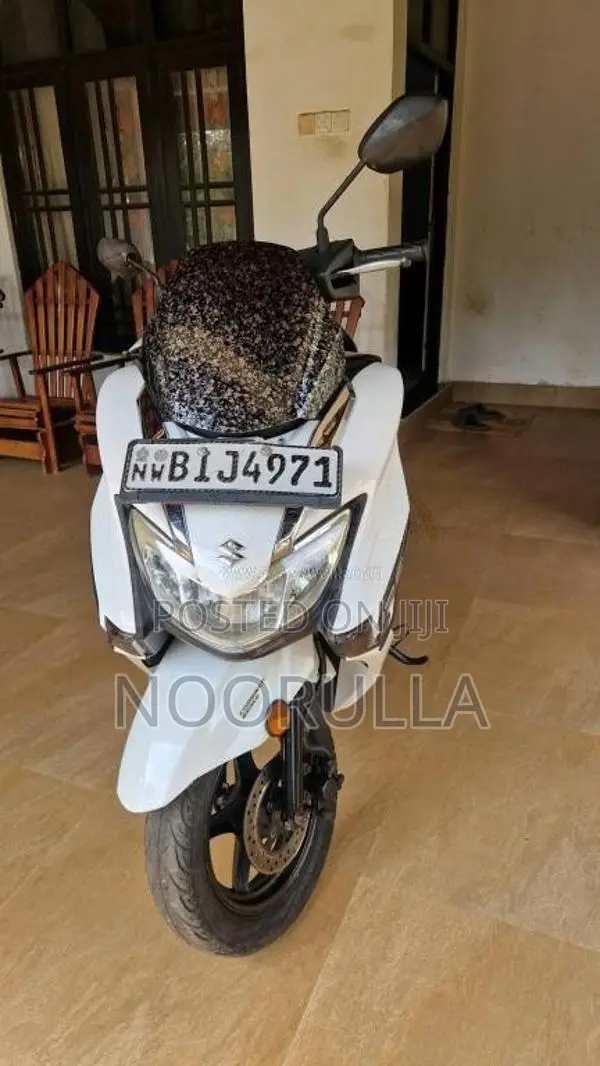 Suzuki Burgman 2019 Motorbike (Used)