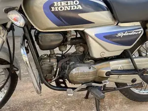 Hero-Honda Splendor 2006 Motorbike (Used)