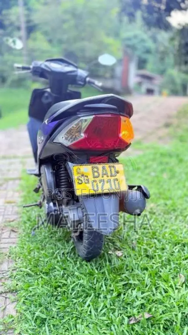 Honda Dio 2013 Motorbike (Used)