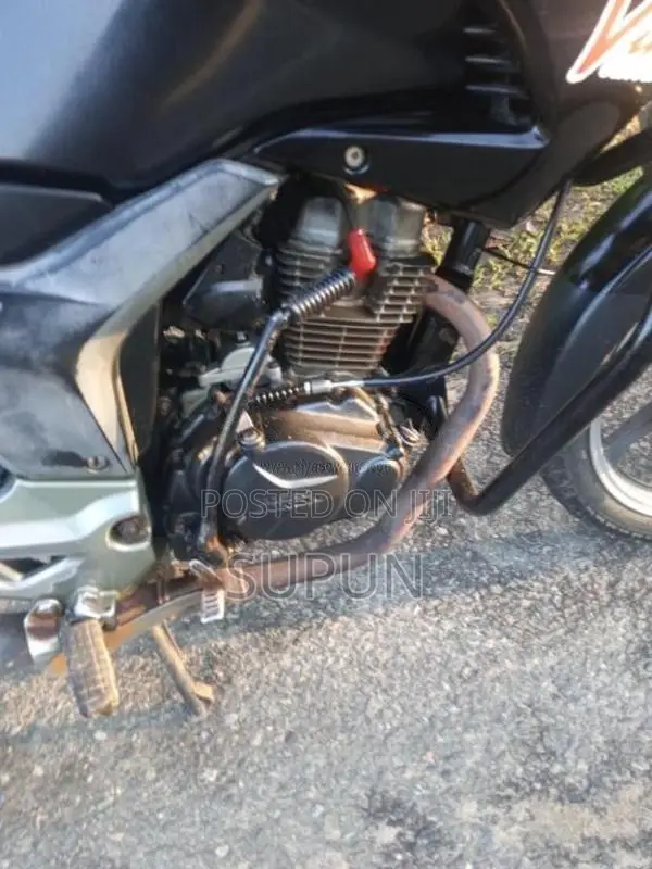 Hero Hunk 2008 Motorbike (Used)