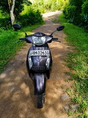 Honda Activa 2013 Motorbike (Used)