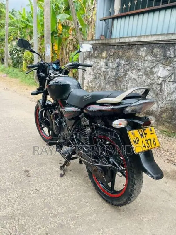 Bajaj Discover 2012 Motorbike (Used)