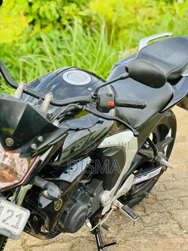 Yamaha FZ 2016 Motorbike (Used)