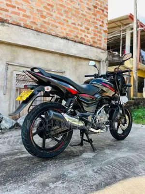 Bajaj Pulsar 150 2017 Motorbike (Used)