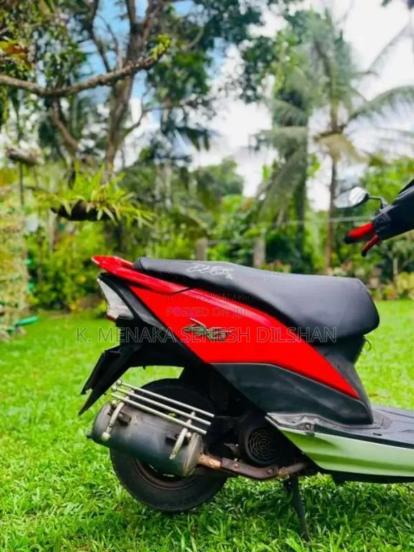 Honda Dio 2015 Motorbike (Used)