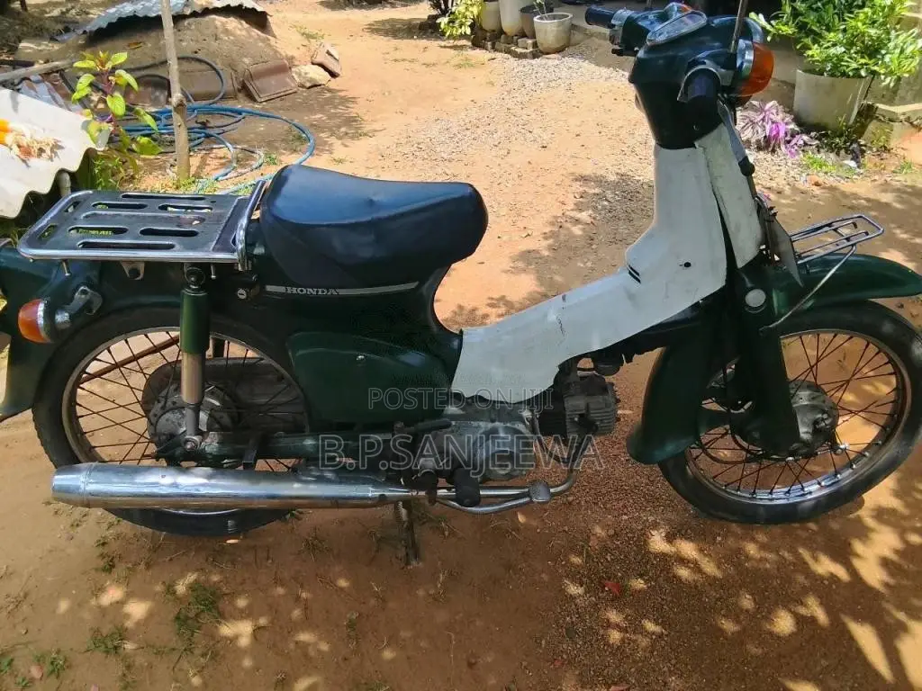 Honda Super Cub 1990 Motorbike (Used)