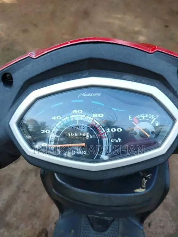 Hero Pleasure 2015 Motorbike (Used)