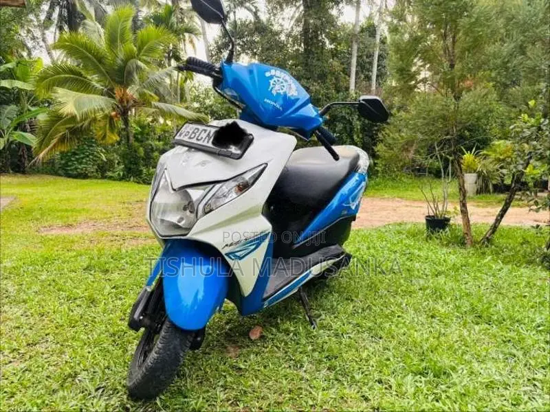 Honda Dio 2015 Motorbike (Used)