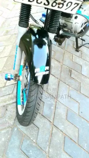 Bajaj CT-100 2015 Motorbike (Used)