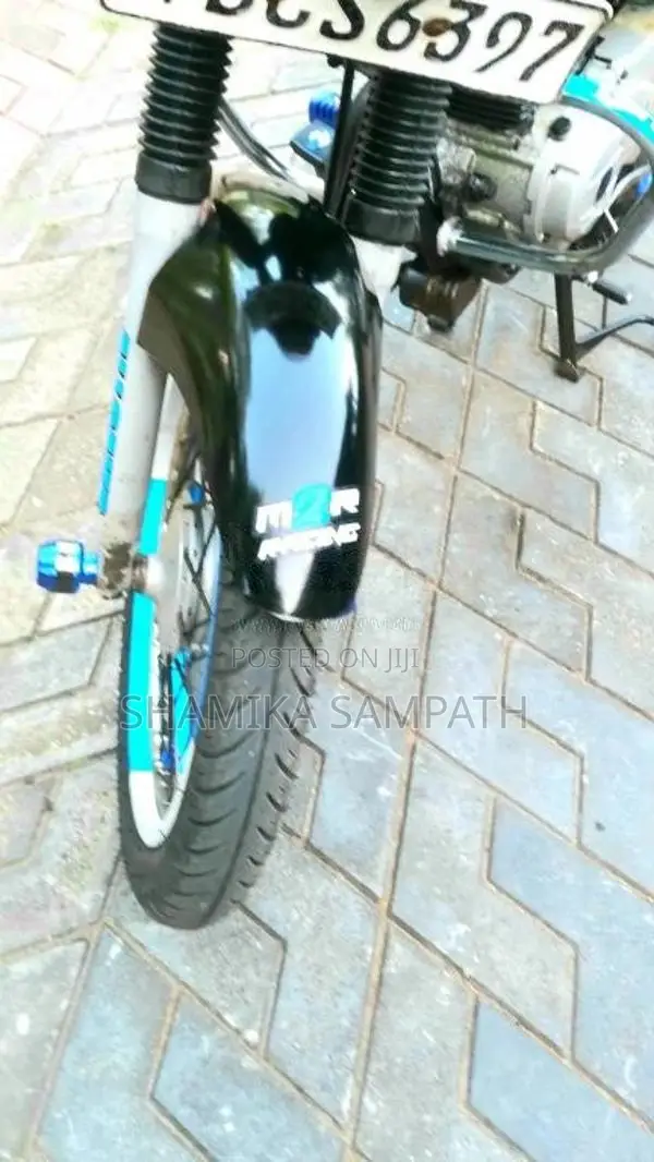Bajaj CT-100 2015 Motorbike (Used)