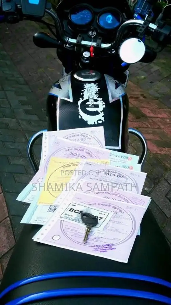 Bajaj CT-100 2015 Motorbike (Used)