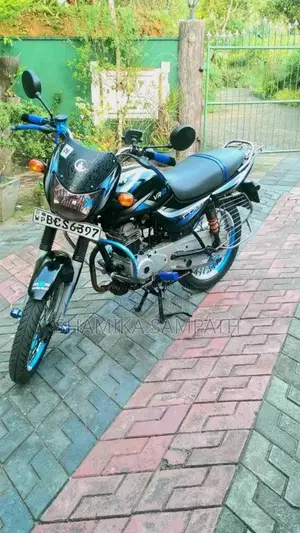 Bajaj CT-100 2015 Motorbike (Used)