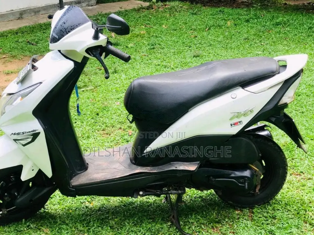 Honda Dio 2013 Motorbike (Used)