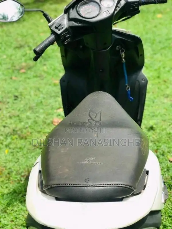 Honda Dio 2013 Motorbike (Used)