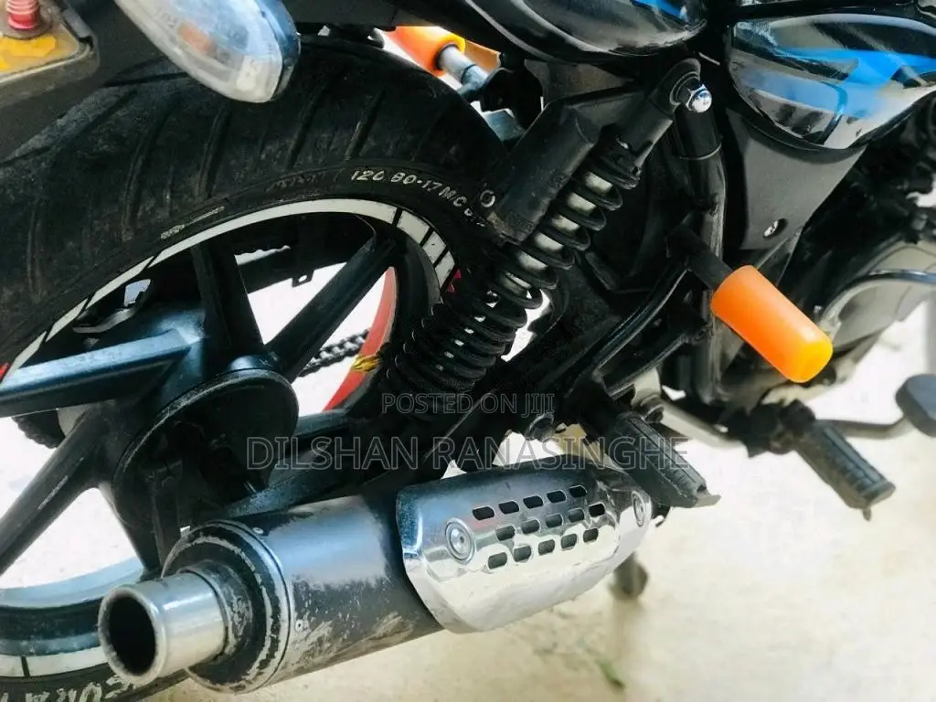 Bajaj Discover 2009 Motorbike (Used)