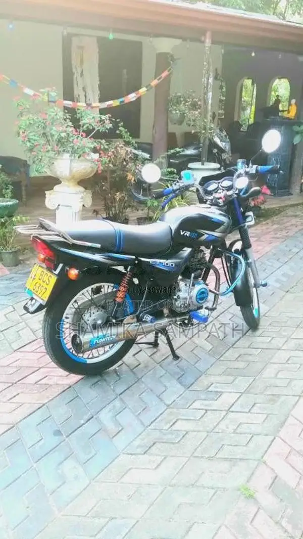 Bajaj CT-100 2015 Motorbike (Used)