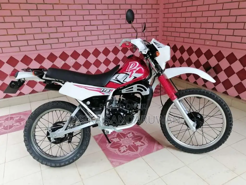 Yamaha Dt 175 1999 Motorbike (Used)