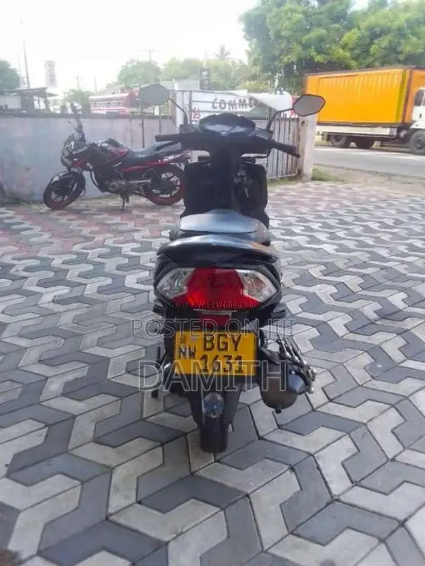 Honda Dio 2018 Motorbike (Used)