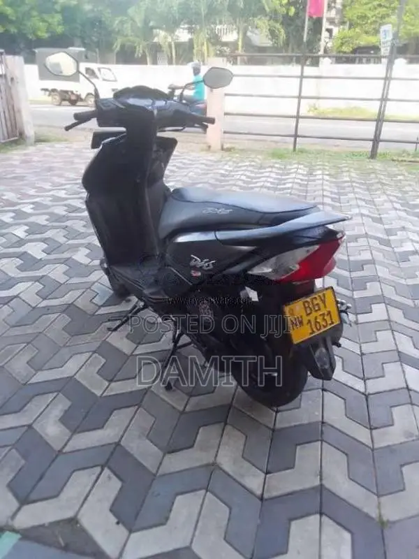 Honda Dio 2018 Motorbike (Used)