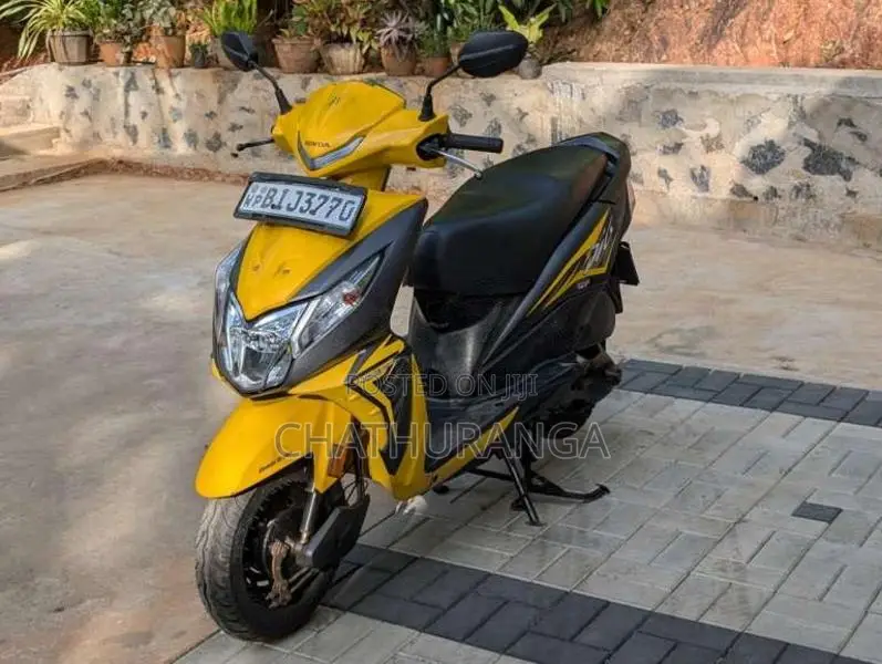 Honda Dio 2019 motorcycle (Used)