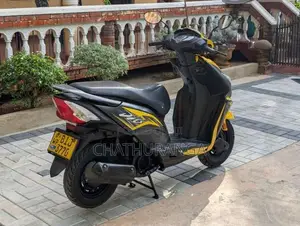 Honda Dio 2019 motorcycle (Used)