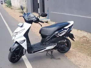 Honda Dio 2016 Motorbike (Used)