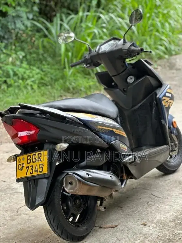 Yamaha ZR 2018 Motorbike (Used)