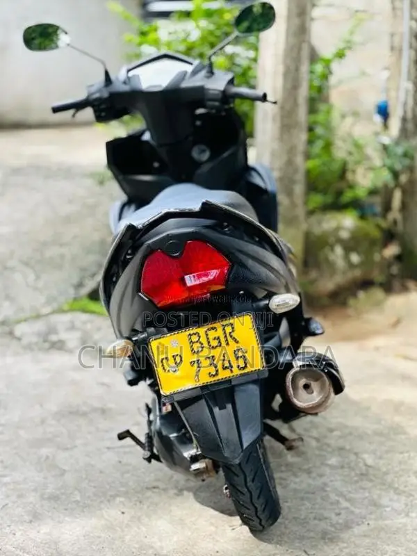 Yamaha ZR 2018 Motorbike (Used)
